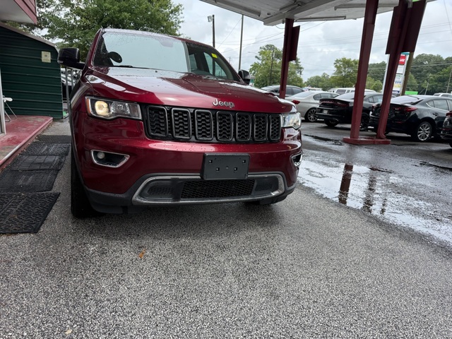 2018 Jeep CHEROKEE LIMITED