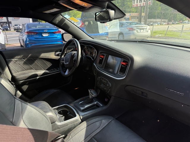 2015 Dodge CHARGER SXT