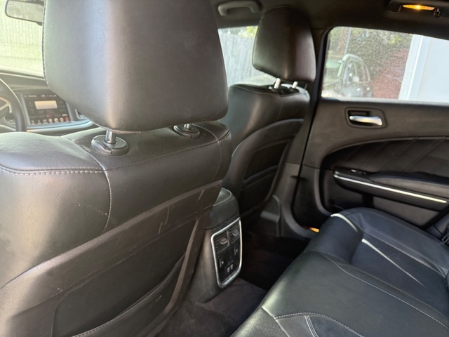 2015 Dodge CHARGER SXT