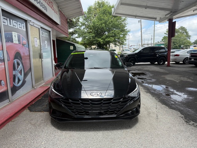 2023 Hyundai ELANTRA SEL