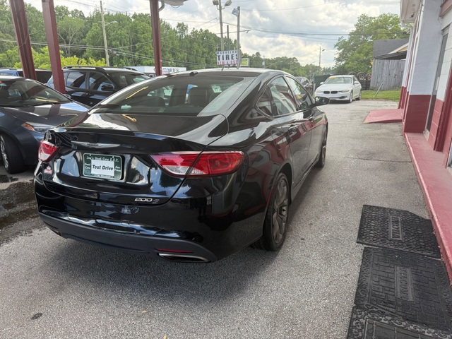 2015 Chrysler 200 S