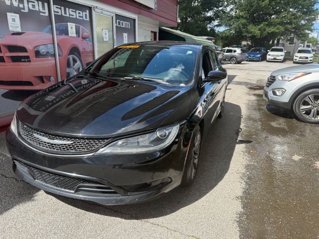 2015 Chrysler 200 S