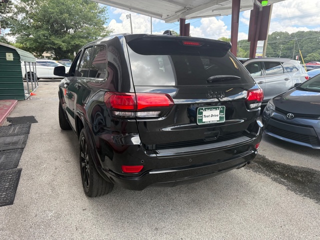 2018 Jeep GRAND CHEROKEE LAREDO