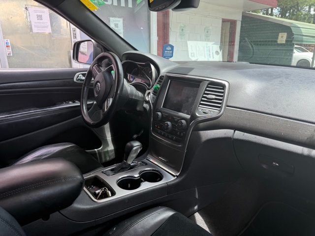 2018 Jeep GRAND CHEROKEE LAREDO