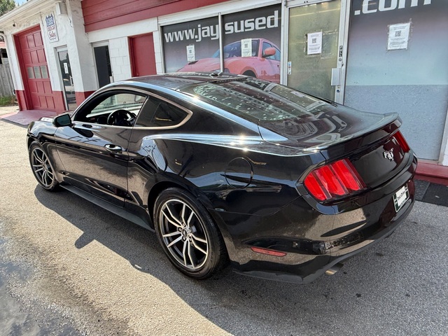 2015 Ford MUSTANG