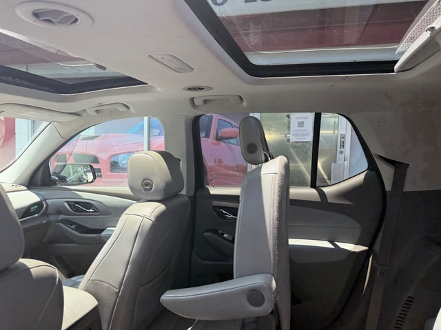2018 Chevrolet TRAVERSE LT