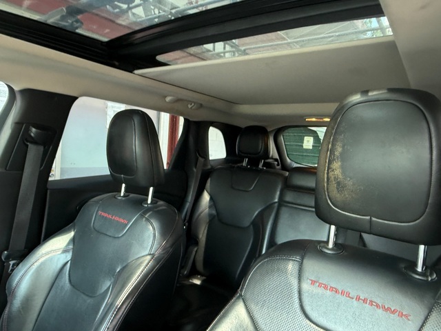 2016 Jeep CHEROKEE TRAILHAWK