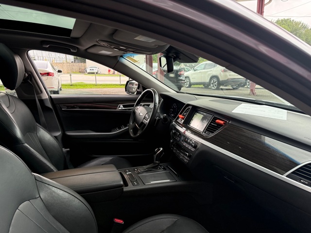 2015 Hyundai GENESIS