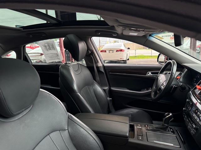 2015 Hyundai GENESIS