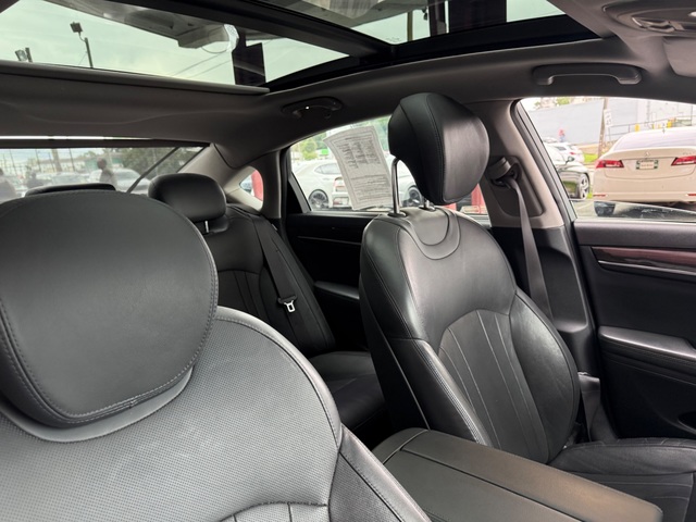 2015 Hyundai GENESIS