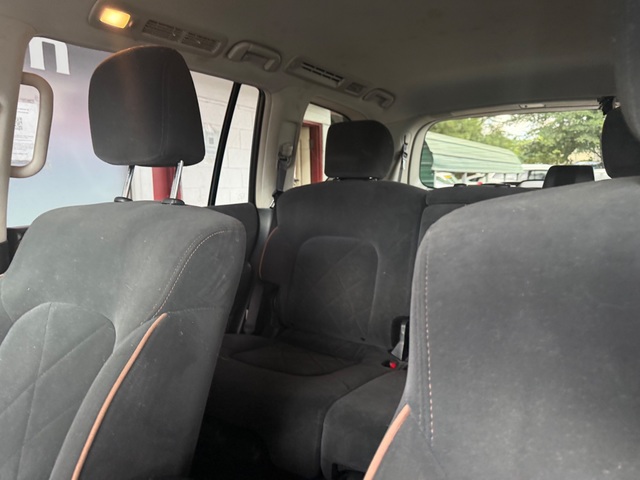 2017 Nissan ARMADA SV