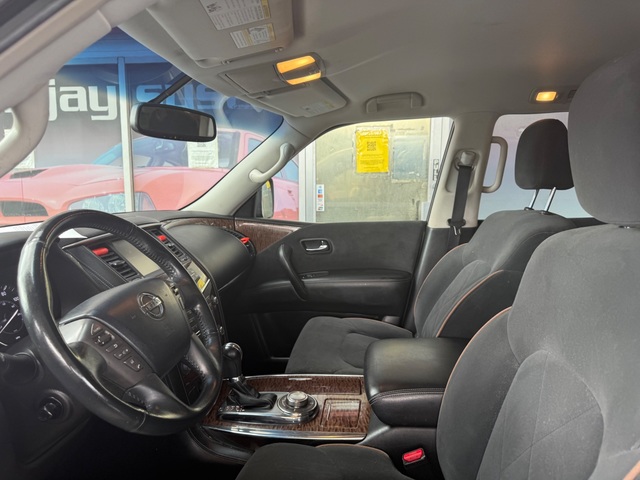 2017 Nissan ARMADA SV