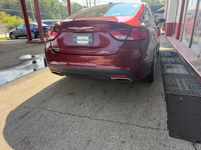 2015 Chrysler 200 SPORT
