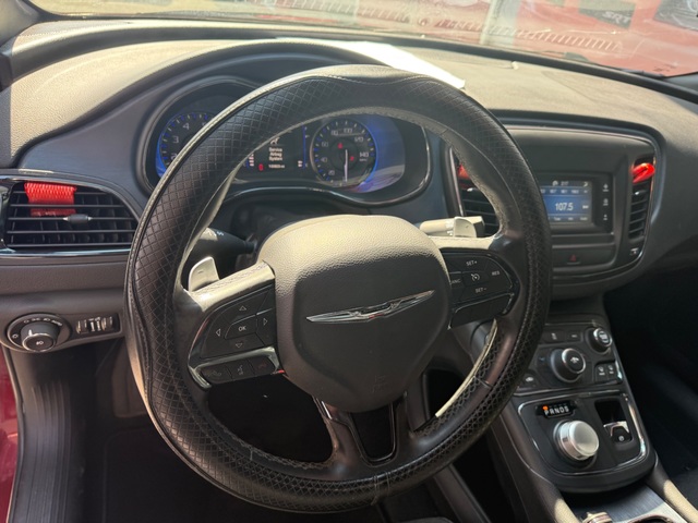 2015 Chrysler 200 SPORT