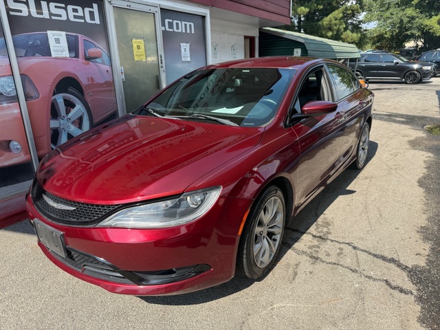 2015 Chrysler 200 SPORT