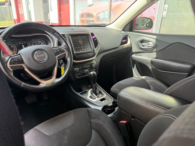2015 Jeep CHEROKEE LATITUDE