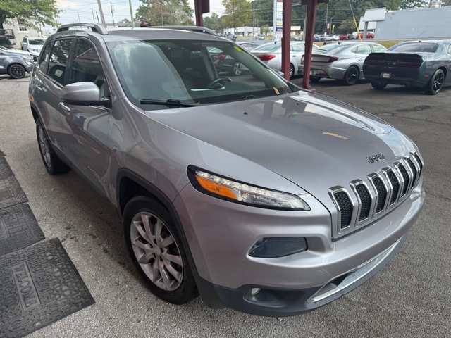 2018 Jeep CHEROKEE LIMITED