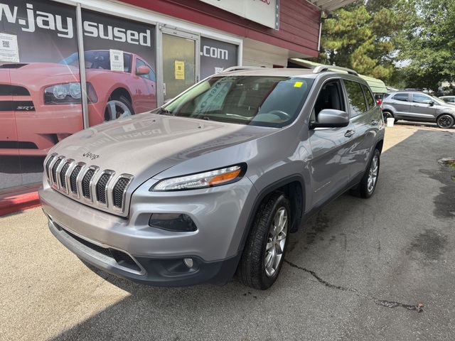 2018 Jeep CHEROKEE LIMITED