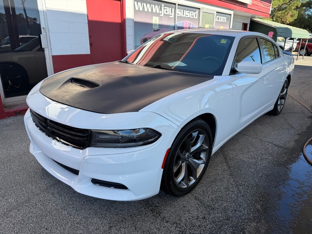 2018 Dodge CHARGER SXT