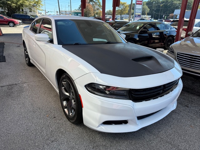 2018 Dodge CHARGER SXT