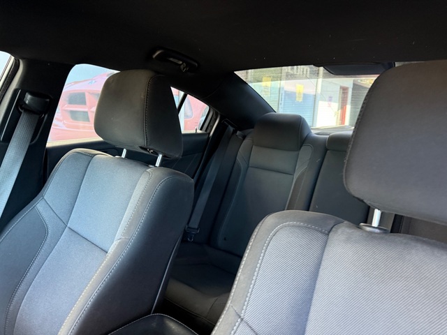 2018 Dodge CHARGER SXT