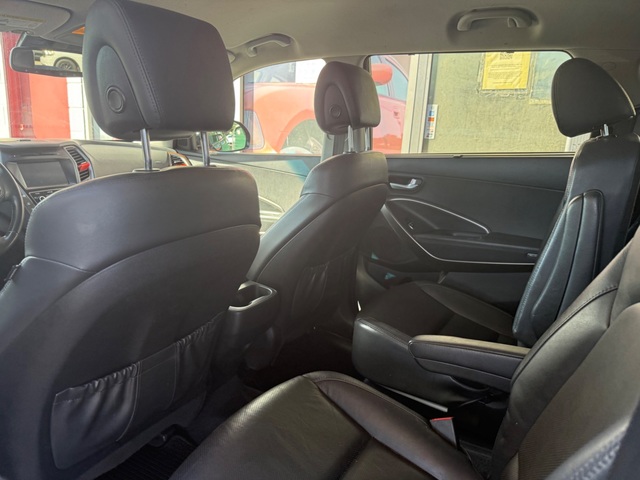 2017 Hyundai SANTA FE LIMITED