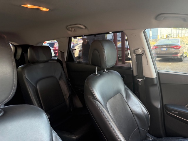 2017 Hyundai SANTA FE LIMITED