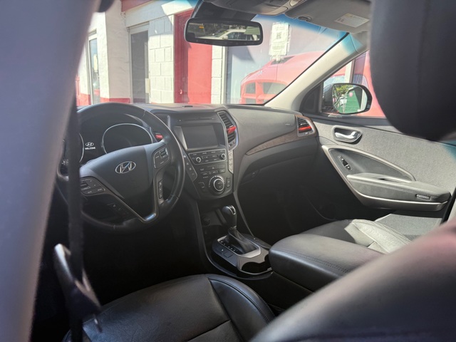 2017 Hyundai SANTA FE LIMITED