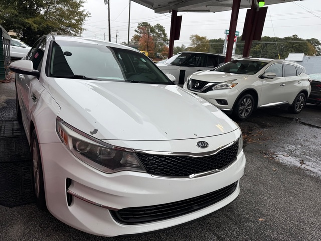 2017 Kia OPTIMA LX