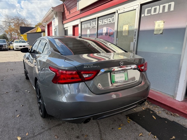 2017 Nissan MAXIMA