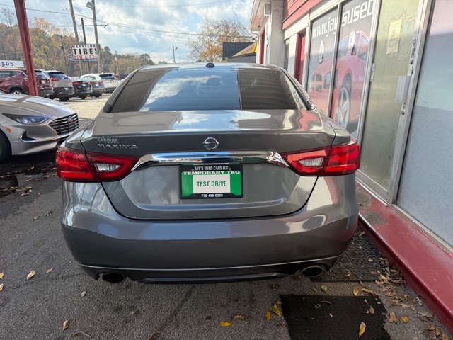 2017 Nissan MAXIMA