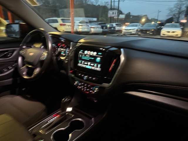 2019 Chevrolet TRAVERSE LT