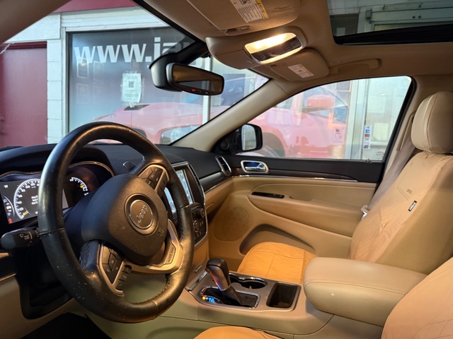 2017 Jeep GRAND CHEROKEE LIMITED