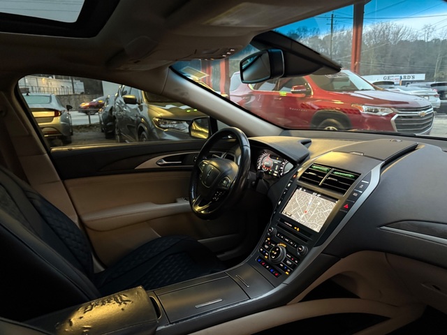 2017 Lincoln MKZ RESERVE