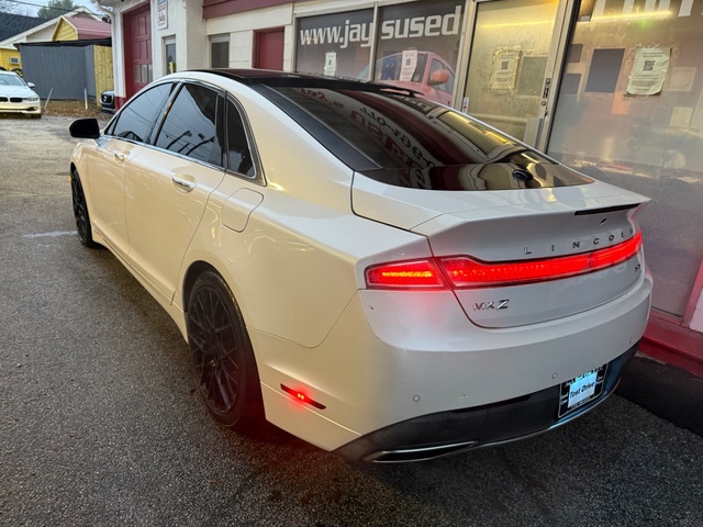 2017 Lincoln MKZ RESERVE
