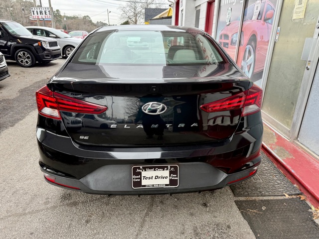2019 Hyundai ELANTRA SE