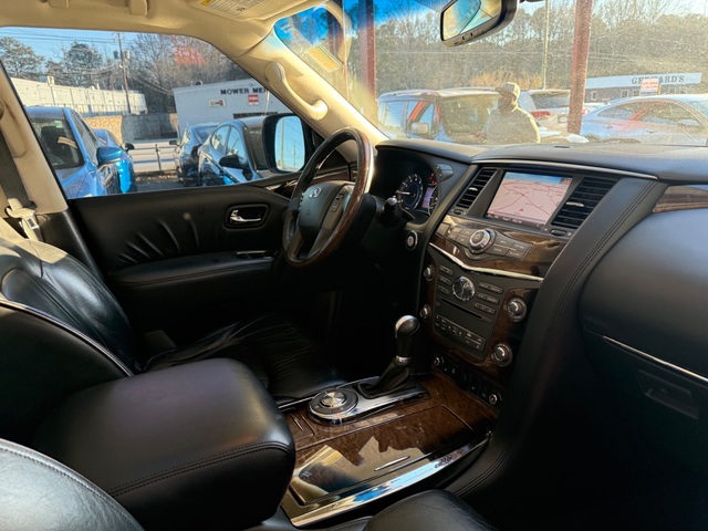 2011 INFINITI QX56 V8