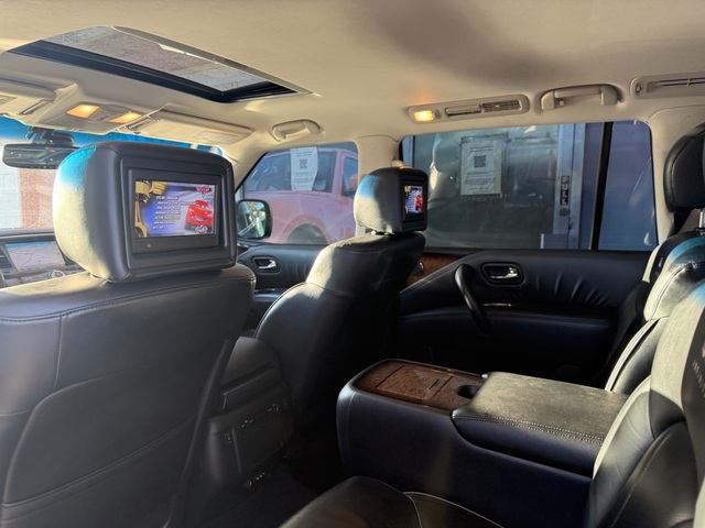 2011 INFINITI QX56 V8