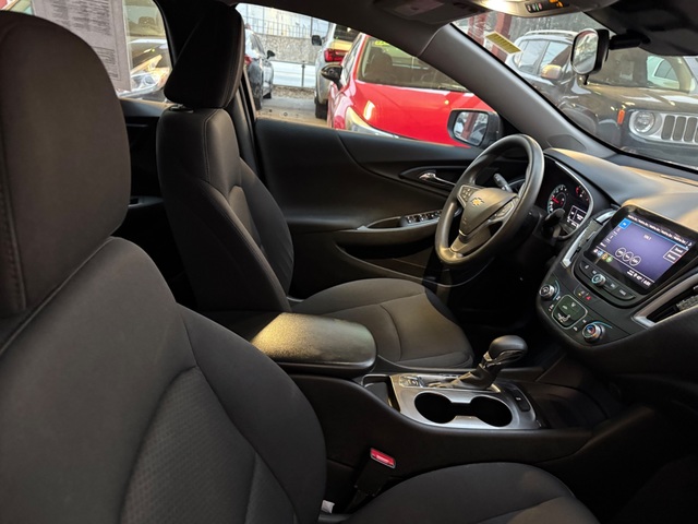 2023 Chevrolet MALIBU LS