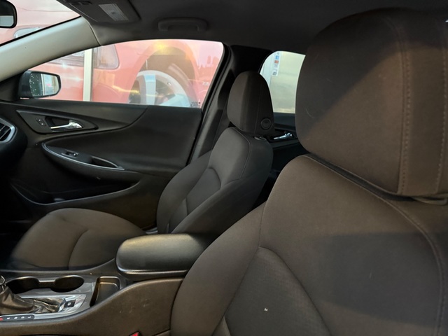 2023 Chevrolet MALIBU LS