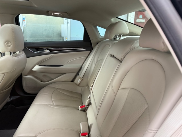 2017 Buick LACROSSE ESSENCE