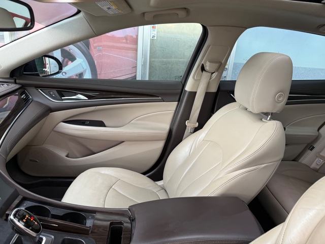 2017 Buick LACROSSE ESSENCE