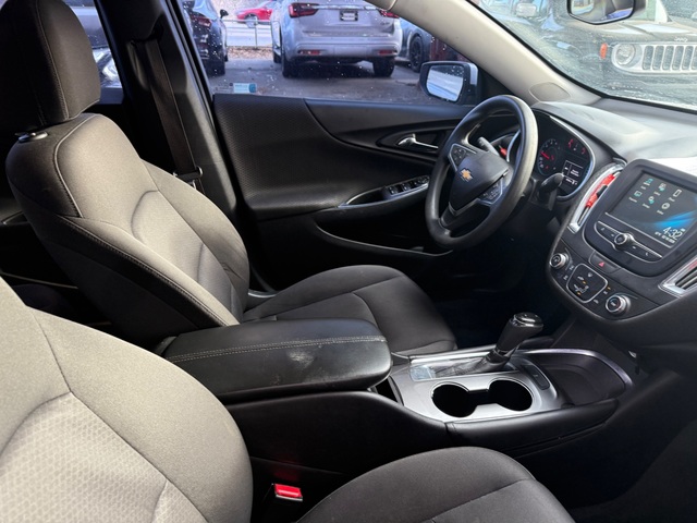 2018 Chevrolet MALIBU LT