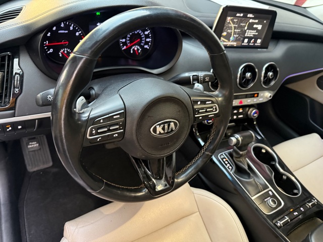 2019 Kia STINGER TURBO