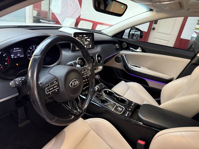 2019 Kia STINGER TURBO