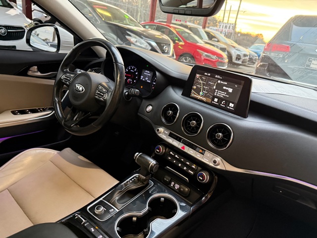 2019 Kia STINGER TURBO