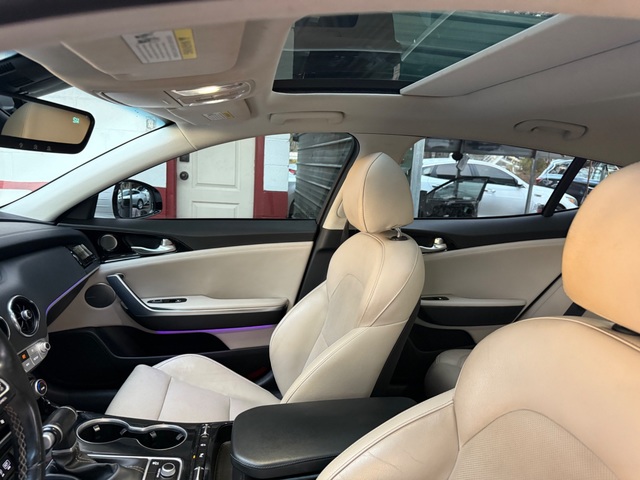 2019 Kia STINGER TURBO