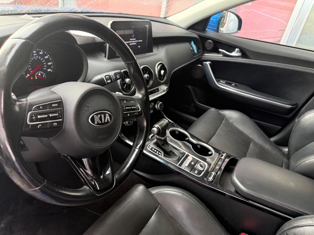2018 Kia STINGER PREMIUM