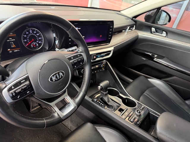 2021 Kia K5 PREMIUM