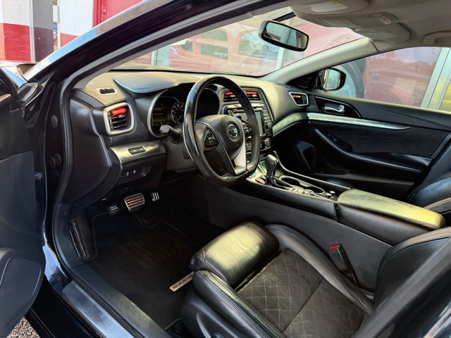 2016 Nissan MAXIMA SR
